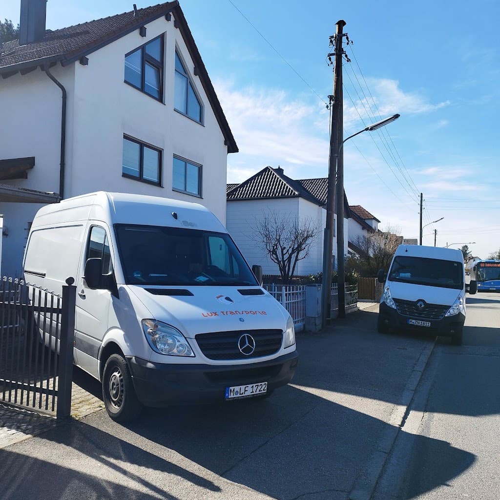 Lux Transporte, Umzug, Entrümpelung, Möbeltransport, Entsorgung