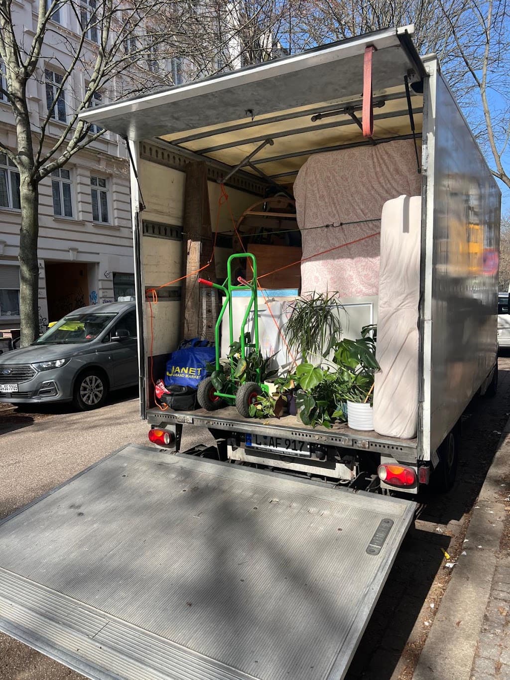 D.C. Umzüge Leipzig - Umzugsunternehmen & Möbeltransport