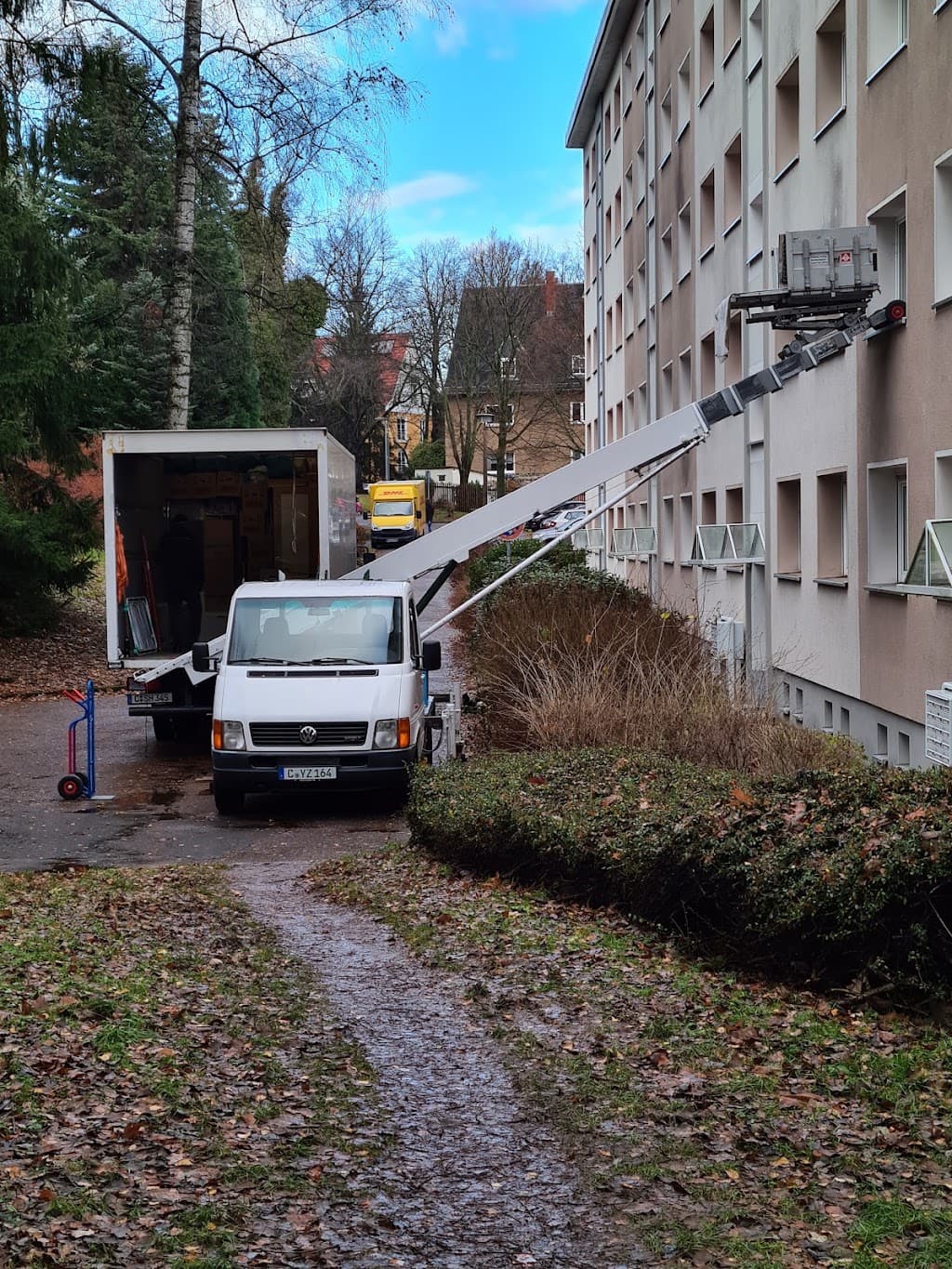 AST Umzüge und Renovierungsarbeit ( Senioren & Pflegeumzüge)