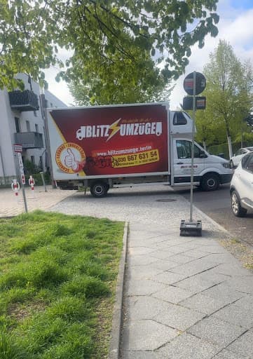 Blitz Umzüge Berlin – Schnell · Akkurat · Zuverlässig — Kundenfoto
